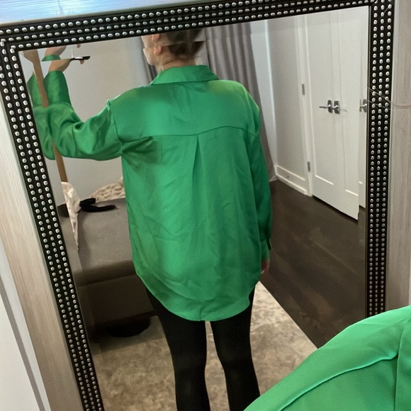 Zara Green Button Blouse - Picture 3 of 5